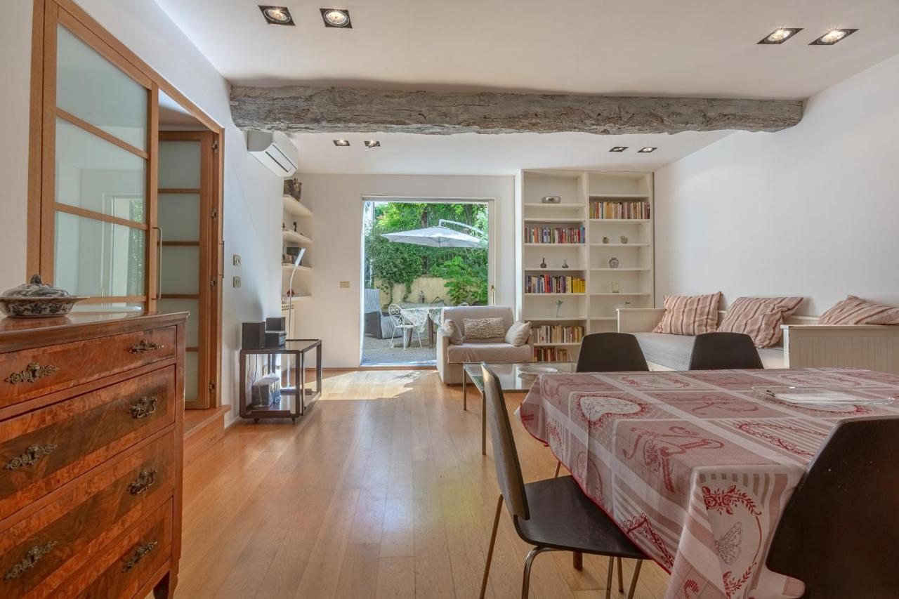 Pleasant Central Apartment With Garden Bologna Exterior foto